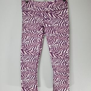 Fabletics powerhold capri leggings